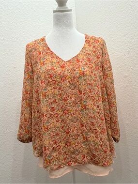 LC Lauren Conrad Peach Floral V-Neck Blouse